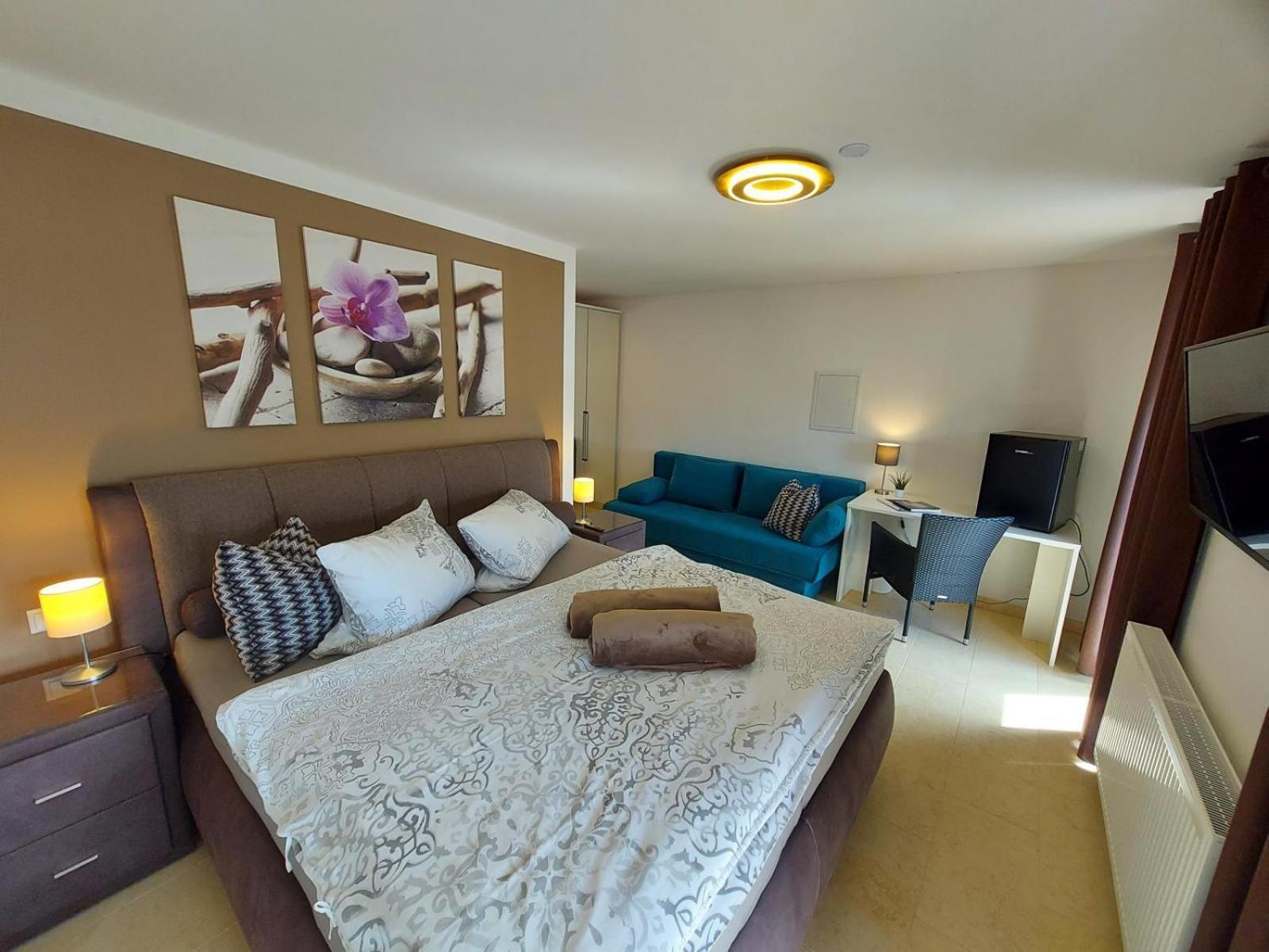 Ferienwohnung und Zimmer zum Donaublick Kelheim Exterior foto